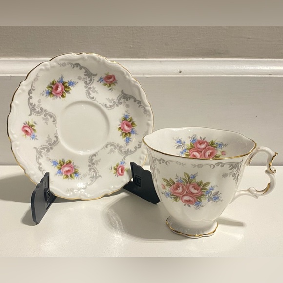 Vintage Royal Albert old country rose bone china tranquility - Picture 2 of 3